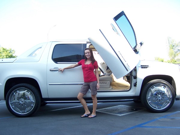 Cadillac Ext 2007 2010 Vertical Door Kit Annihilatorcustoms Com